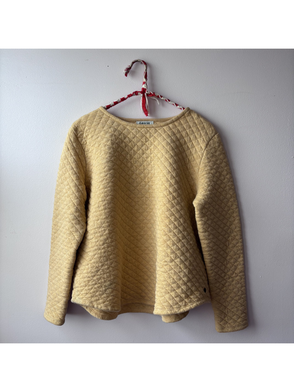 Orvis Quilted Pullover Sweatshirt in Light Yellow, Size Large